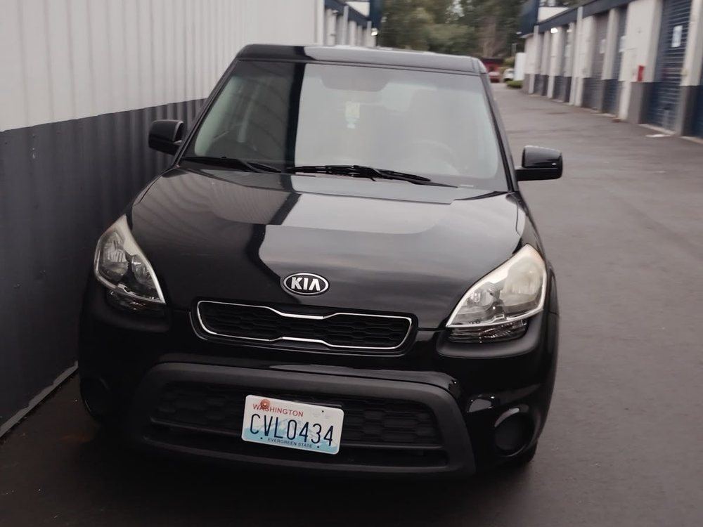Black Kia Soul